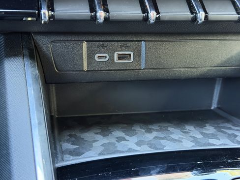 Used 2025 GMC Canyon Elevation w/ Convenience Package RWD image 22