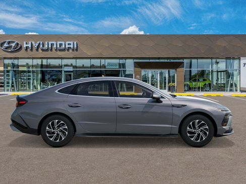 New 2026 Hyundai Sonata Blue FWD image 24