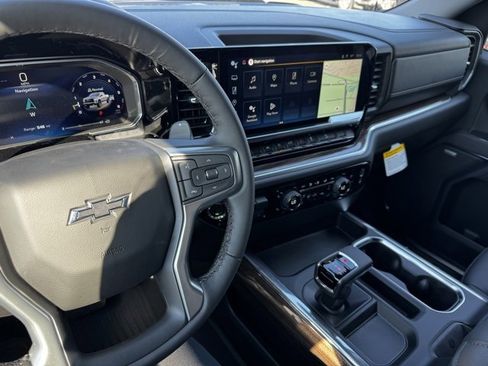 New 2026 Chevrolet Silverado 1500 LT Trail Boss w/ Convenience Package II image 18
