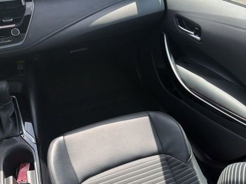 Used 2025 Toyota Corolla XSE image 15
