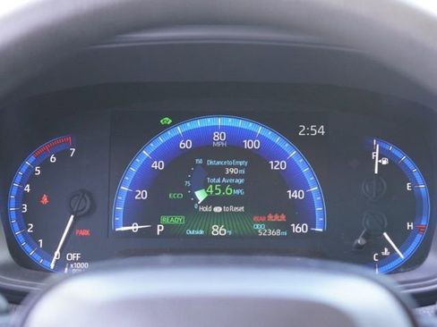 Used 2022 Toyota Corolla LE FWD image 19