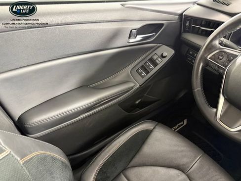 Used 2021 Toyota Avalon XSE FWD image 32