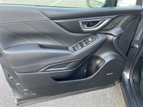 Used 2024 Subaru Forester Touring w/ Convenience Package image 18