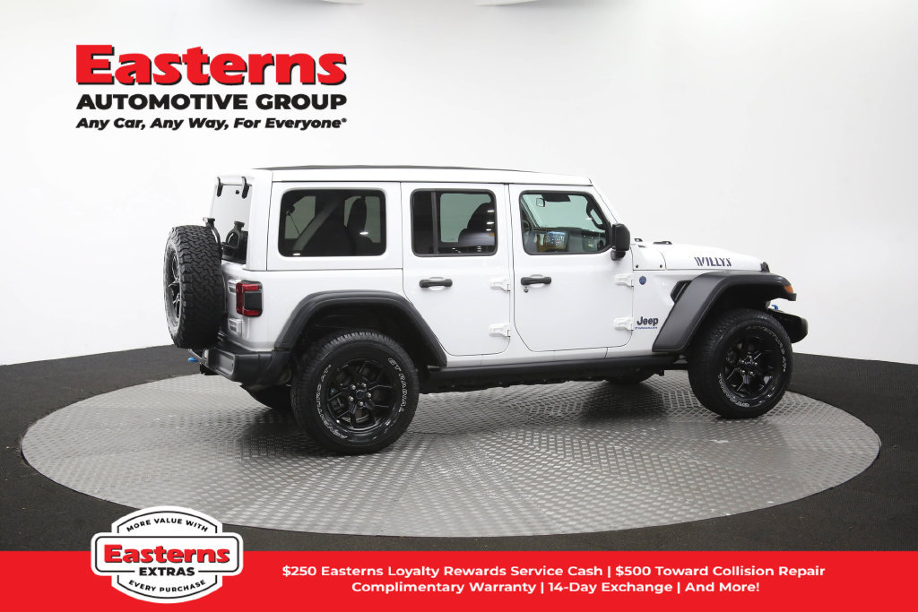 Used 2024 Jeep Wrangler Unlimited AWD/4WD image 48