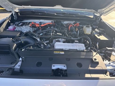 New 2024 Toyota Tacoma Limited AWD/4WD image 41