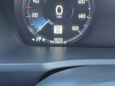 Used 2020 Volvo XC90 T8 Inscription image 28