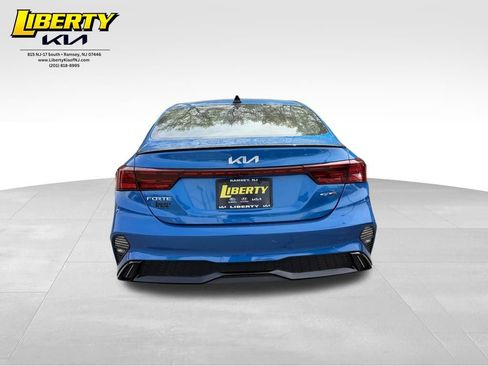 Used 2023 Kia Forte GT-Line w/ GT-Line Premium Package FWD image 6