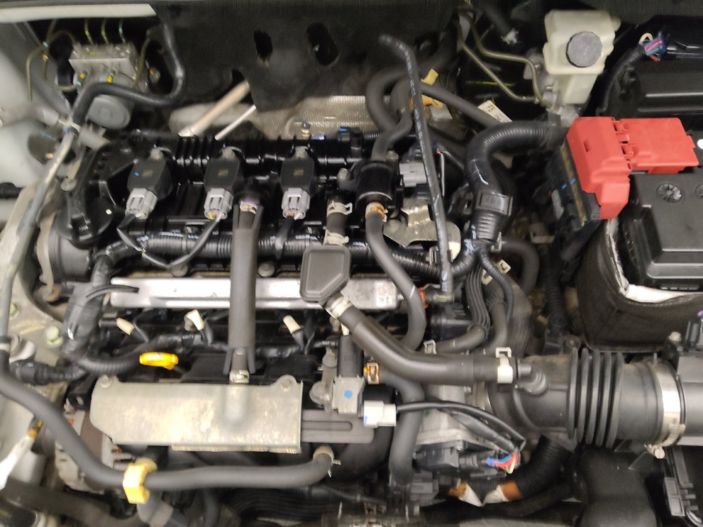Used 2020 Nissan Kicks S FWD image 30