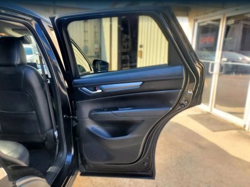 Used 2020 MAZDA CX-5 Touring FWD image 26