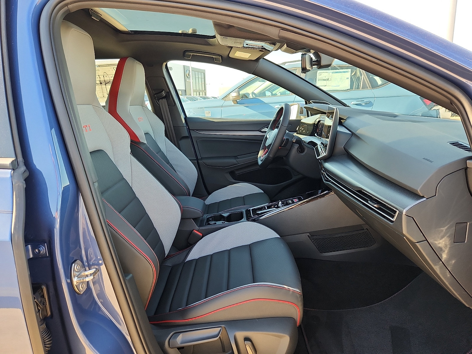 New 2026 Volkswagen GTI SE FWD image 14