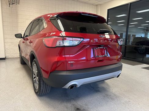 Certified 2022 Ford Escape SEL image 36