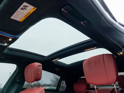 Used 2025 Mercedes-Benz S 580 4MATIC Sedan image 26