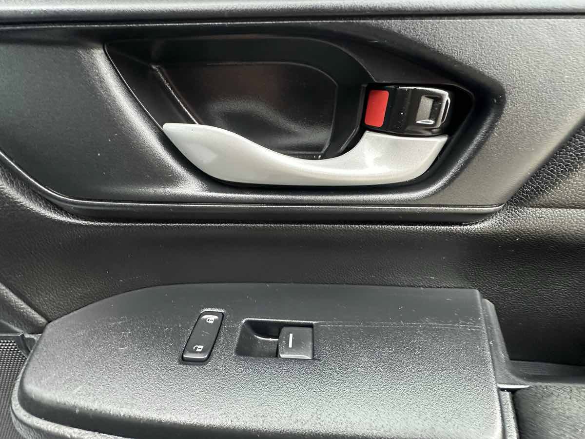 Used 2020 Honda CR-V LX image 24