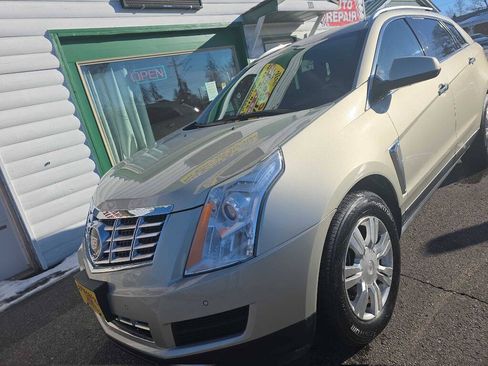 Used 2014 Cadillac SRX Luxury w/ Driver Assist Package FWD image 9