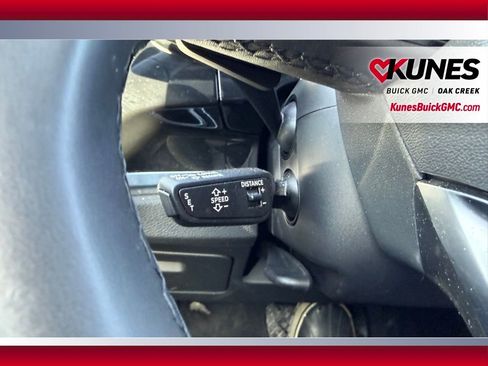 Used 2025 Audi Q3 2.0T Premium image 15