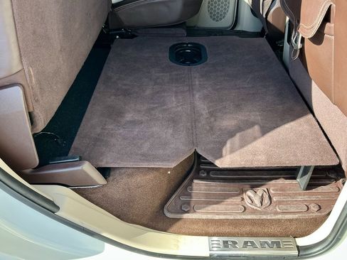 Used 2016 RAM 1500 Laramie Longhorn image 27