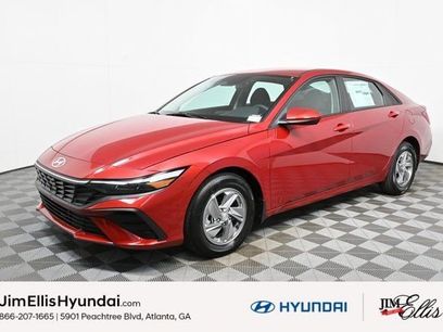 New 2026 Hyundai Elantra SE