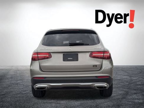 Used 2019 Mercedes-Benz GLC 350e 4MATIC image 7
