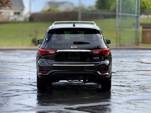 Used 2017 INFINITI QX60 Luxe AWD/4WD image 6