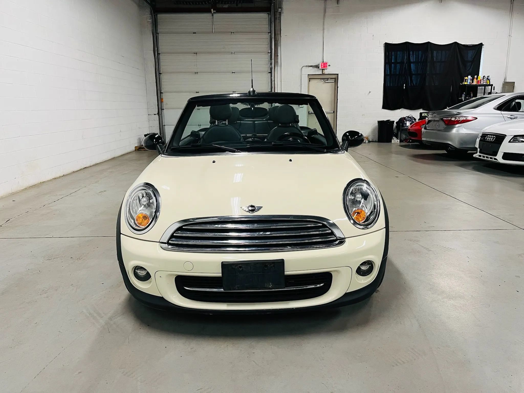 Used 2013 MINI Cooper Convertible FWD image 3