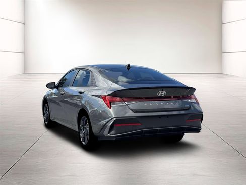 New 2026 Hyundai Elantra Sport FWD image 5