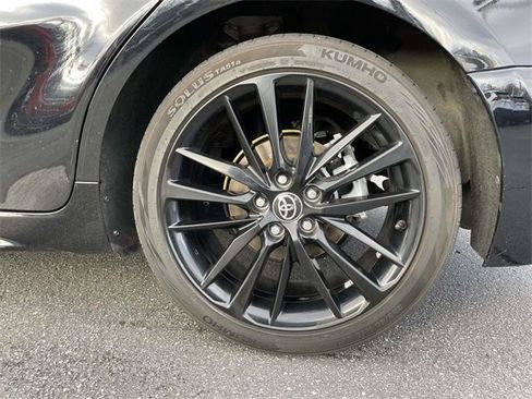 Used 2021 Toyota Camry XSE image 9