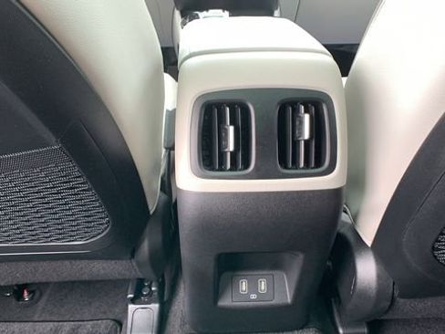 Used 2023 Hyundai Tucson Limited AWD/4WD image 25