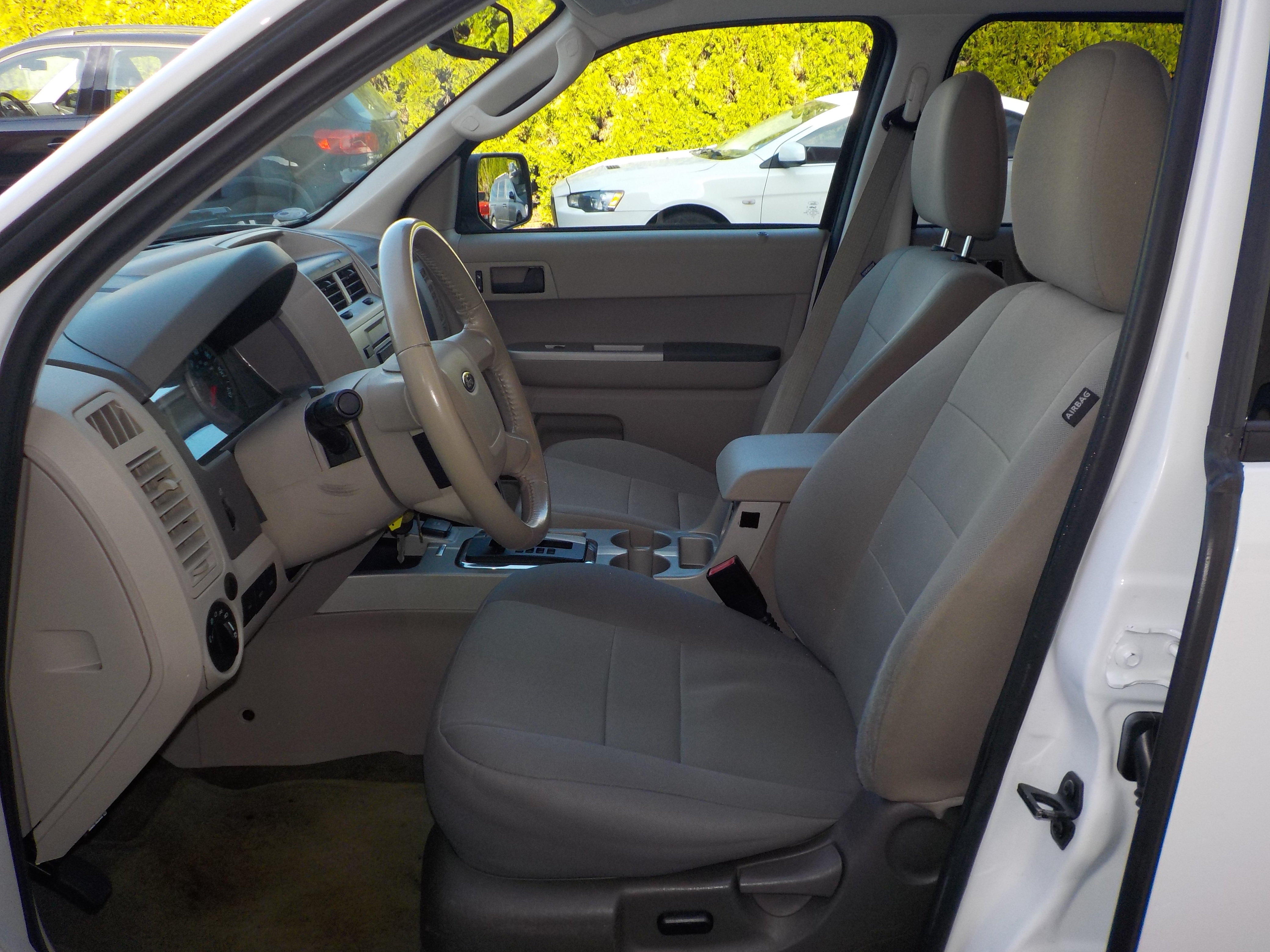 Used 2012 Ford Escape FWD Hybrid image 12