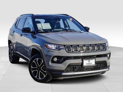 Used 2024 Jeep Compass Limited image 2