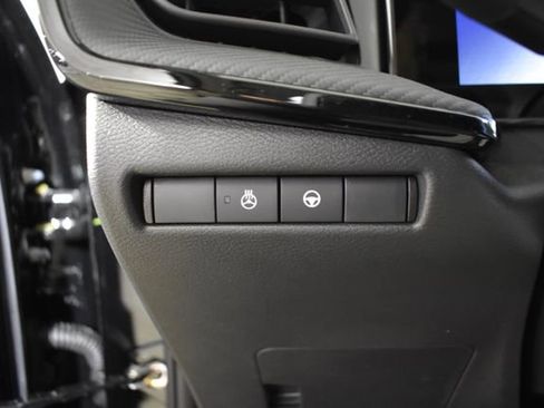 New 2026 Nissan Kicks SR w/ SR Premium Package AWD/4WD image 14