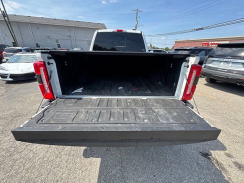 Used 2024 Ford F250 Lariat w/ Chrome Package AWD/4WD image 28