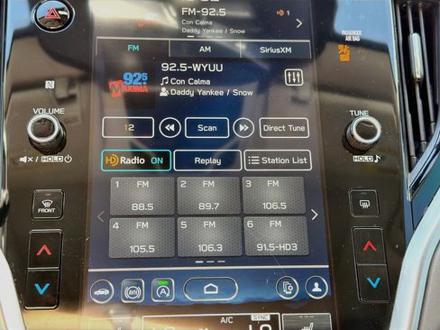 Used 2024 Subaru Outback Onyx Edition AWD/4WD image 31