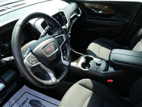 Used 2018 GMC Terrain SLE w/ Driver Convenience Package AWD/4WD image 12