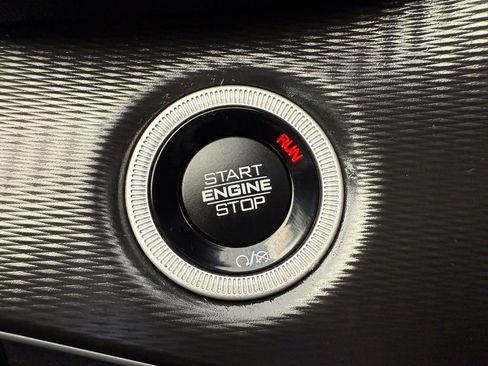 Used 2023 Jeep Grand Cherokee L Laredo image 44