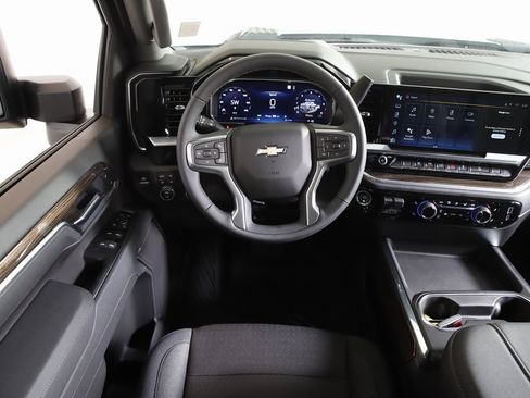 New 2026 Chevrolet Silverado 3500 LT w/ All Star Edition image 18