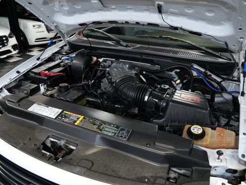 Used 2004 Ford F150 Lightning RWD image 38