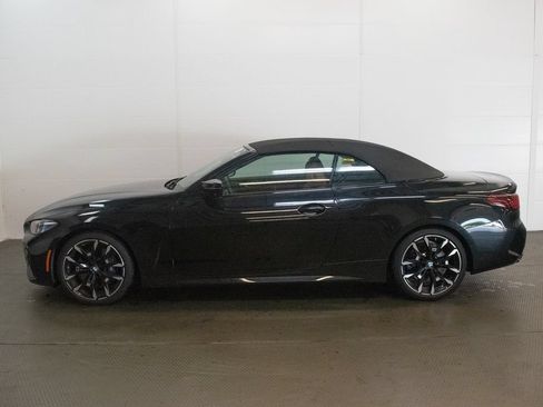 Used 2025 BMW M440i Convertible RWD image 11