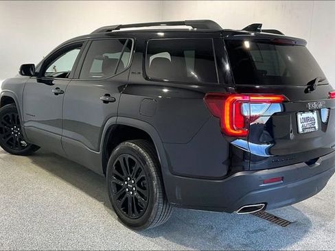 Used 2022 GMC Acadia SLE w/ GMC Pro Grade Package image 4