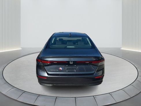 Used 2023 Honda Accord LX image 7