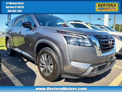 Used 2024 Nissan Pathfinder S