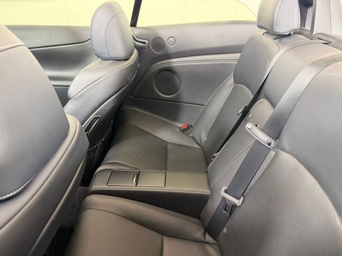 Used 2014 Lexus IS 250C w/ Luxury Package RWD image 23