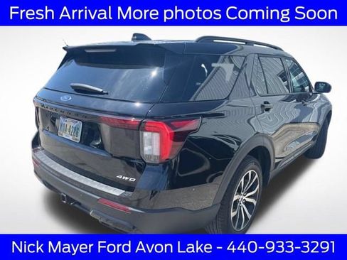 Used 2025 Ford Explorer ST-Line AWD/4WD image 6
