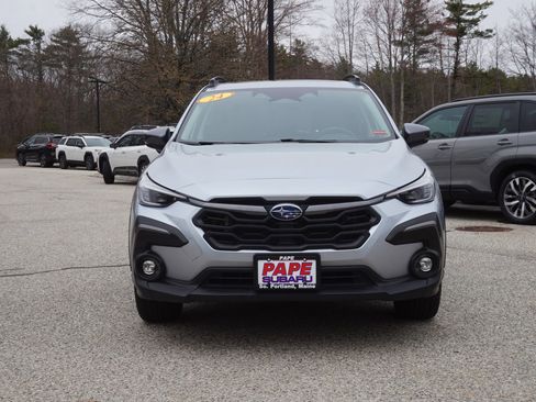 Used 2024 Subaru Crosstrek 2.5i Limited AWD/4WD image 2