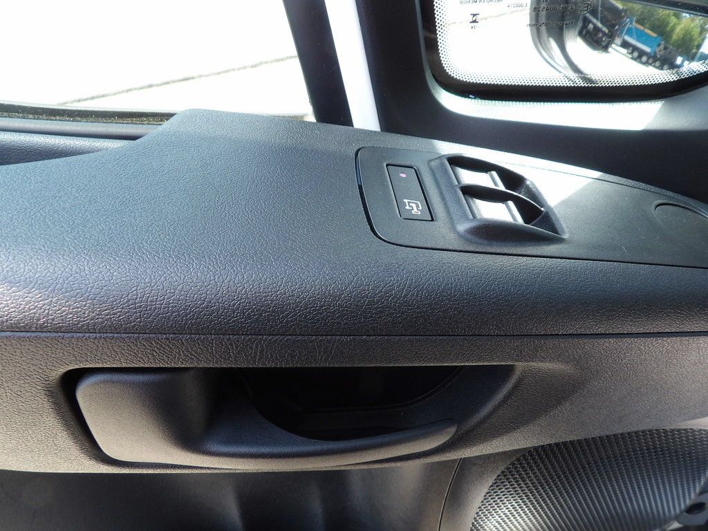 Used 2024 RAM ProMaster 2500 FWD image 15