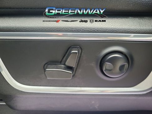 Used 2023 RAM 1500 Laramie image 18