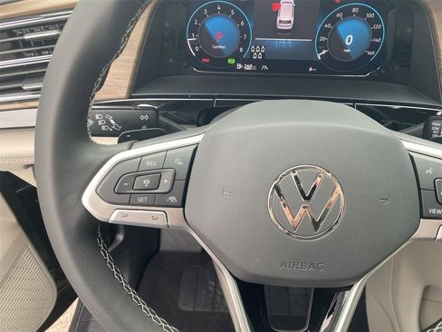 New 2026 Volkswagen Atlas SE image 20