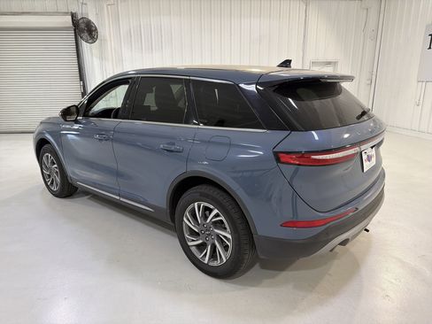 Used 2024 Lincoln Corsair FWD image 3