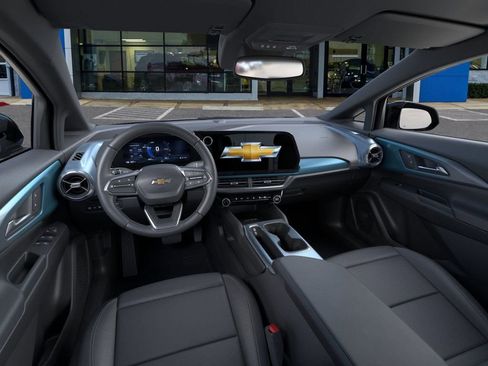 New 2026 Chevrolet Equinox EV LT image 15