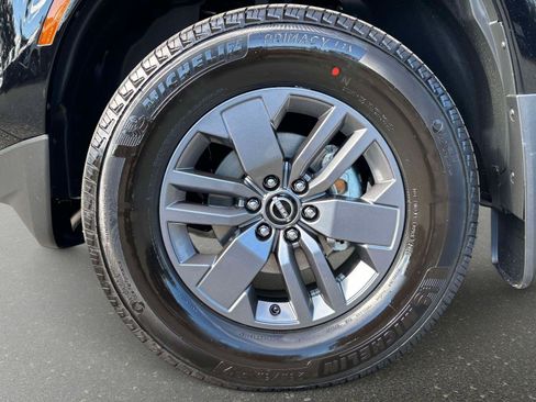 New 2026 Nissan Frontier SV w/ SV Convenience Package image 9