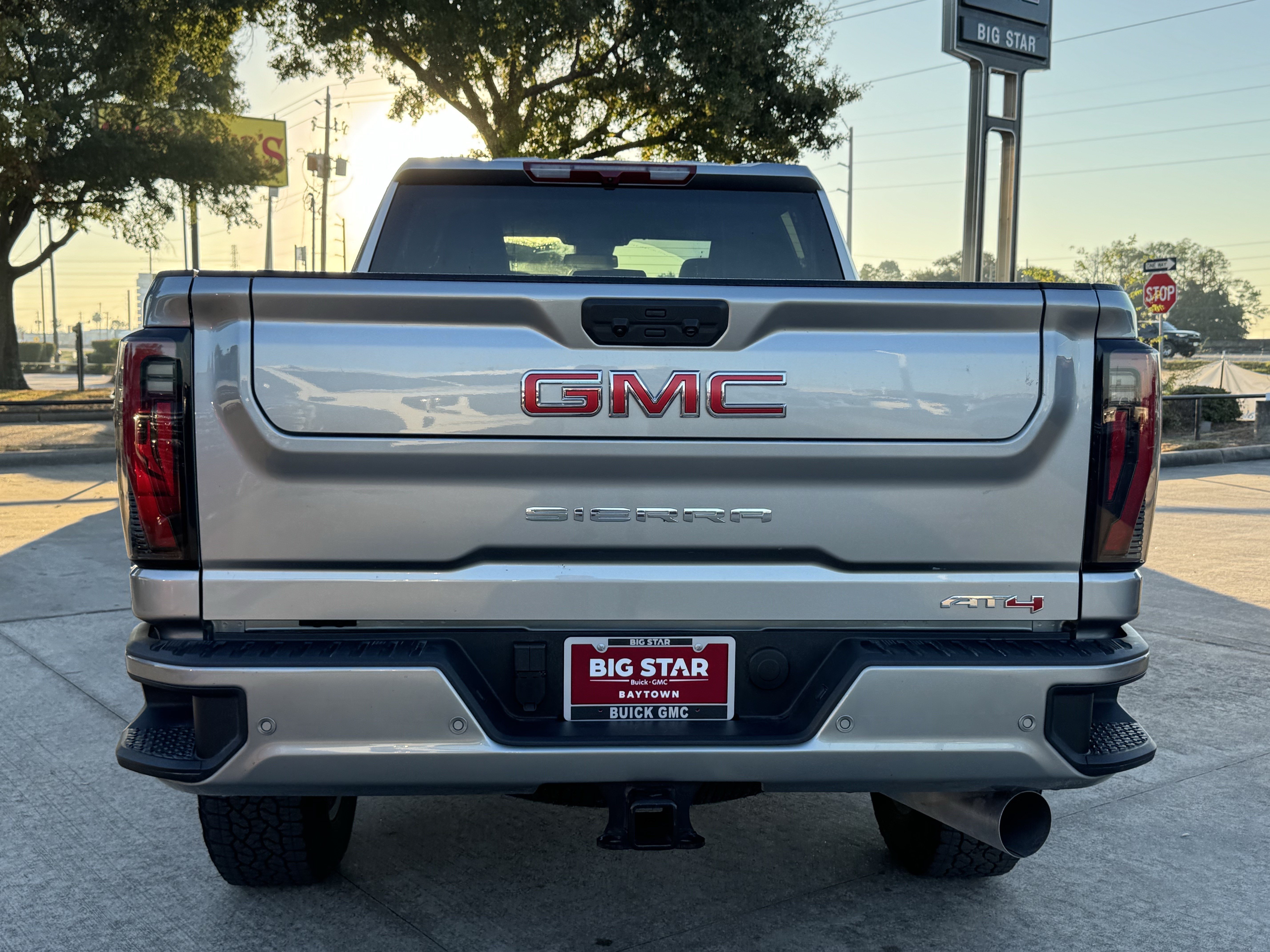 Used 2026 GMC Sierra 2500 AT4 AWD/4WD image 6